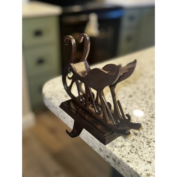 ⭐️Solid Metal Heavy Brown Old Time Sleigh Christmas Stocking Holder 7" - Picture 5 of 7